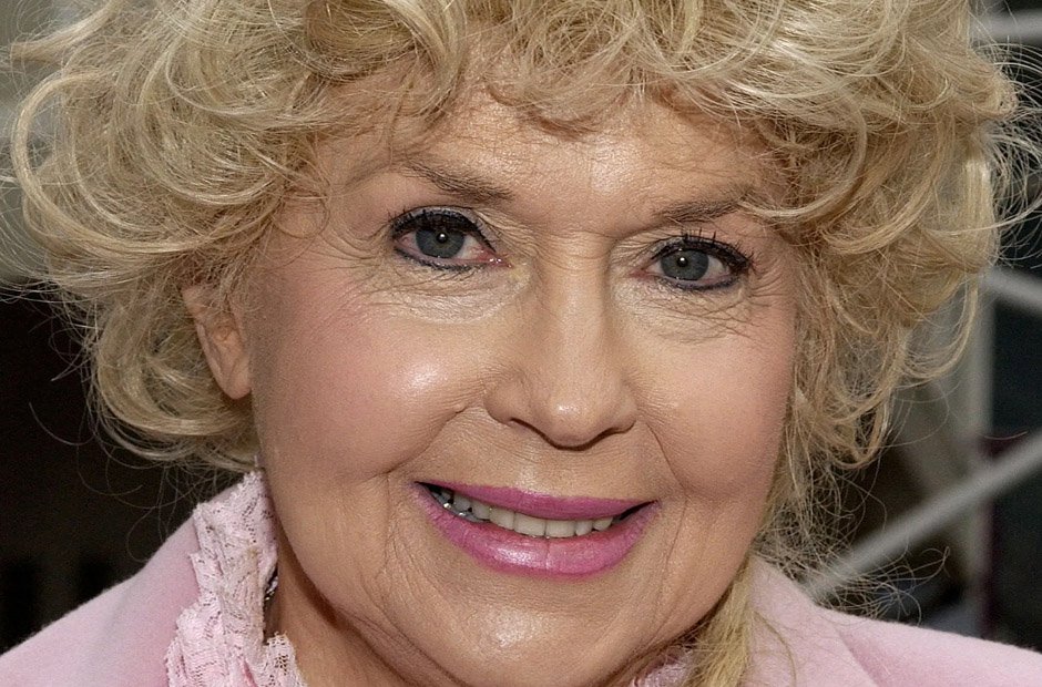 Donna Douglas Net Worth - 8