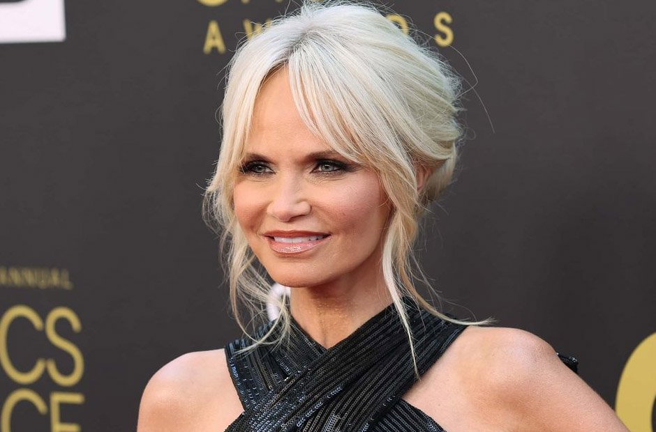 kristin chenoweth net worth - 9