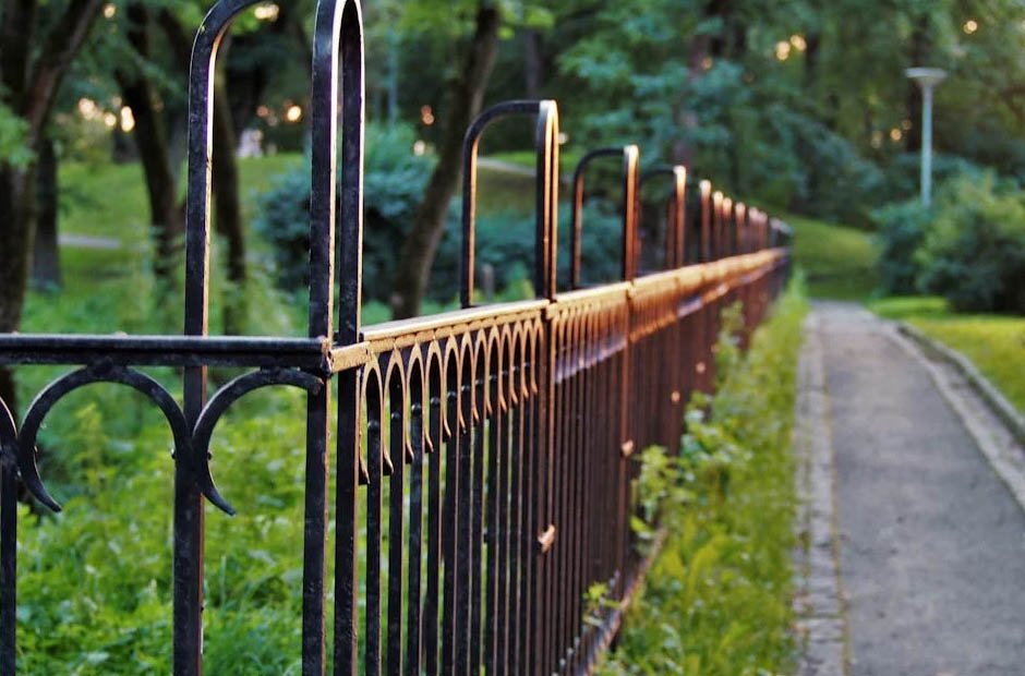 10 Compelling Reasons to Own a Fence Franchise Right Now