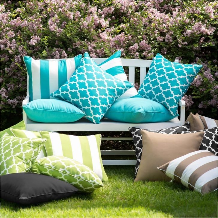 Top 10 Tips and Tricks To Mix and Match Cushions Covers Like a Pro