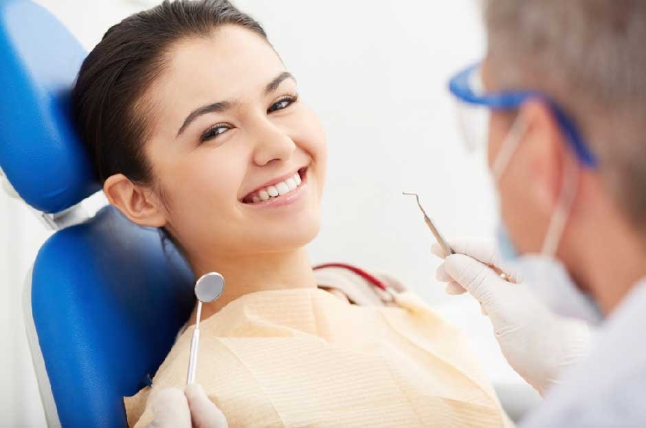 How Can a Dentist Transform Your Smile?