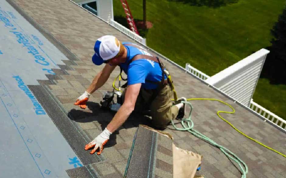 The Science Behind Massachusetts Roofers’ Solutions to Coastal  