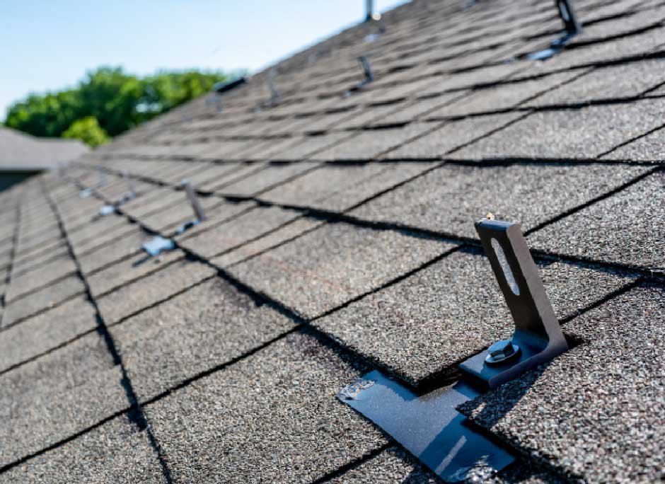 How Expert Exterior Roofing Services Protect Against Common Roof Issues