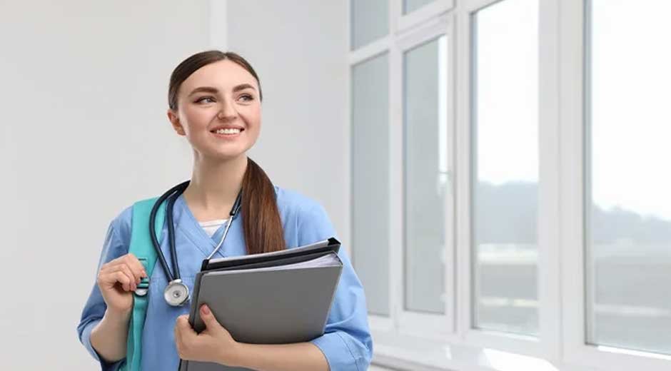 Which Graduate Degrees Are Required to Become a Nurse Practitioner?